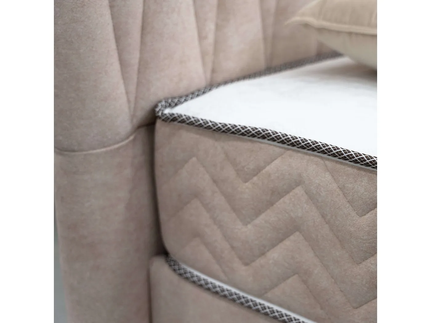 Boxspring postelja Castello 180x200 cm